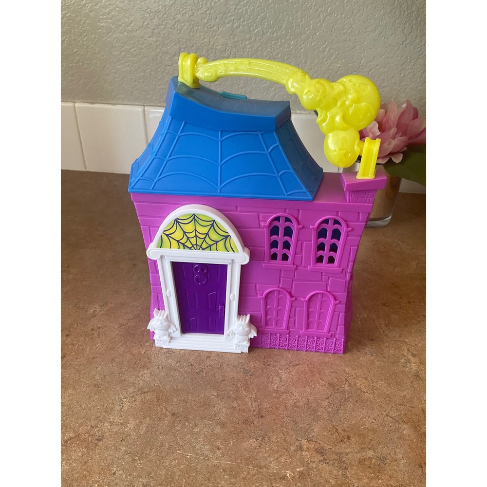 Disney Vampirina Spookylee Manor Haunted House Playset Just Play Purple Blue